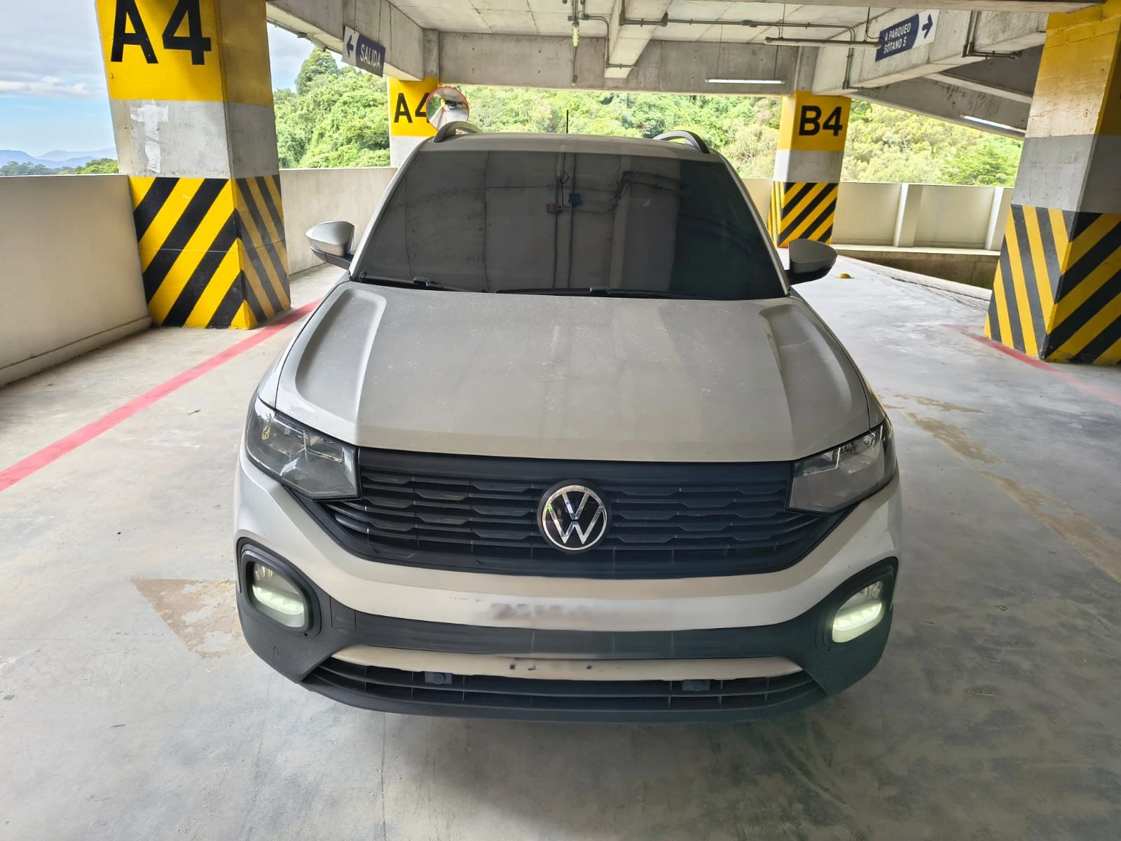 volkswagen-t-cross-2023-04 volkswagen-t-cross-2023-04